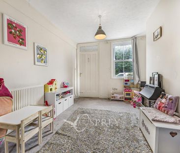 2 bedroom terraced house to rent - Photo 4