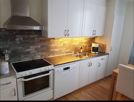 Sandfjärdsgatan, Årsta - Foto 3