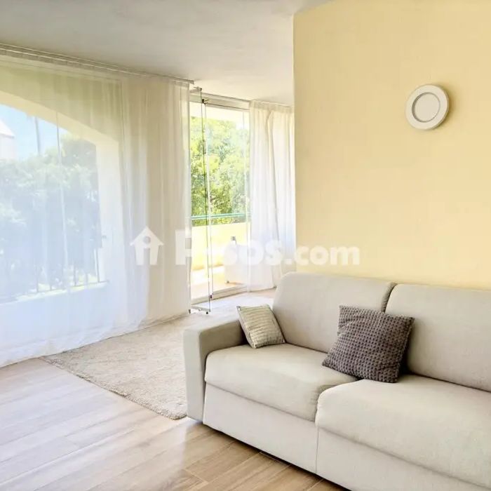 Apartamento en alquiler en Calle Alameda Mar - Photo 1