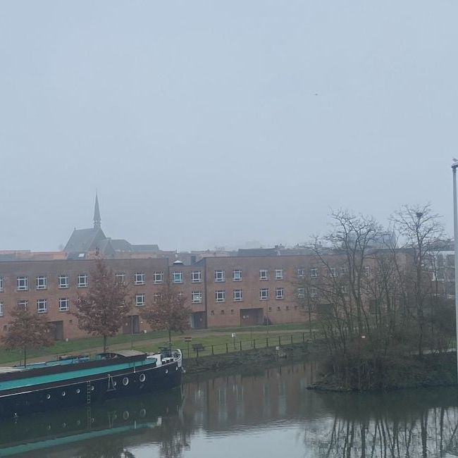 Appartement te huur in Gent voor € 855 met 1 slaapkamer - Photo 1