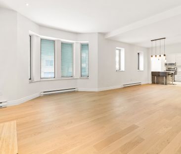 2100 Rue Chomedey, #102 - Photo 3