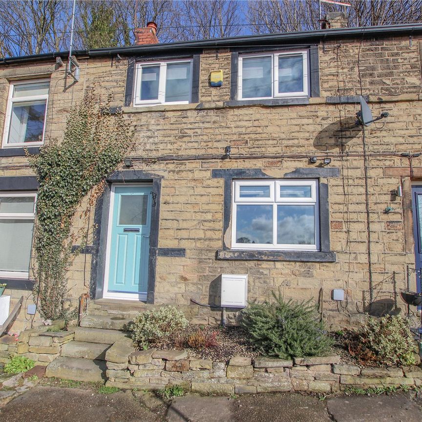 North Road, Kirkburton, Huddersfield, West Yorkshire, HD8 - Photo 1