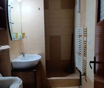 Inchiriez apartament 2 camere - Photo 4