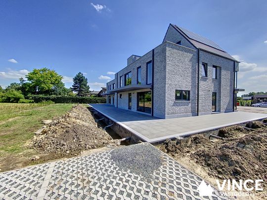 Nieuwbouw appartement met een ruim terras - Foto 1