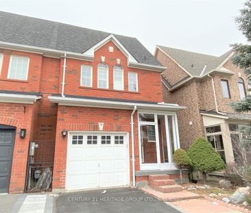 Townhouse For Lease | E8126326 - Photo 2