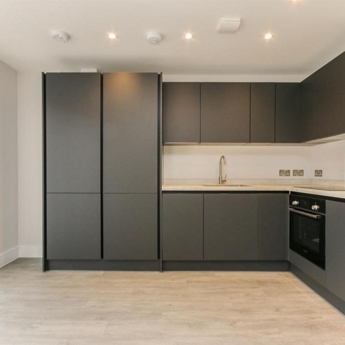 3 bedroom apartment to rent - Photo 1