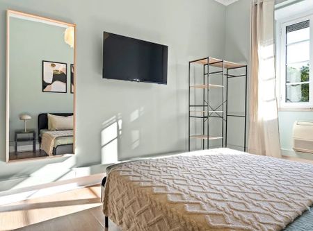 Avenida de Sidónio Pais, Lisbon, Lisbon 1050-215 - Photo 3