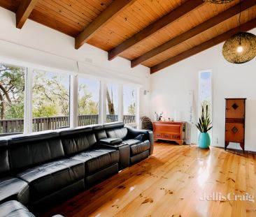 4 Bed, 2 Bath - Photo 4