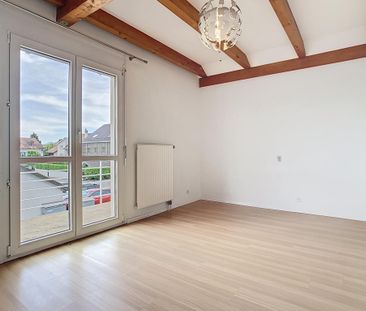 Beautiful gabled house in the center of Founex - Photo 2