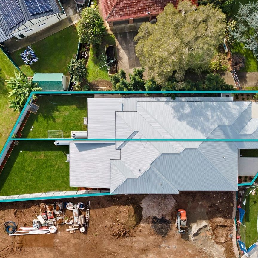 Sophisticated living in a prime blue-chip location - Photo 1