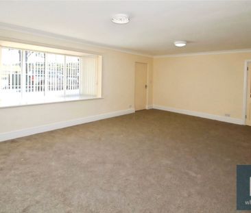 Common Side Farm, New Road, Old Snydale, Pontefract, WF7 - Photo 6