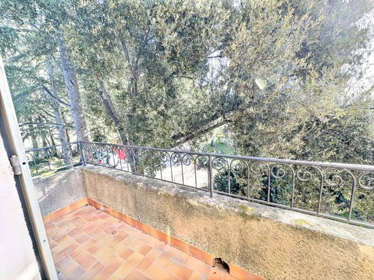 Location Appartement 2 pièces 39m² AIX EN PROVENCE 90ème - Photo 1