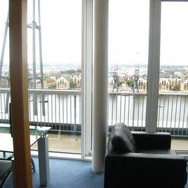 3 bedroom flat to rent - Photo 2
