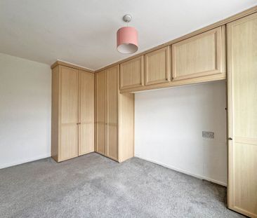 Turf Lane, Royton - Photo 3