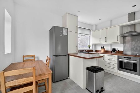 2 Dunraven Park, Belfast, BT5 5LF - Photo 2
