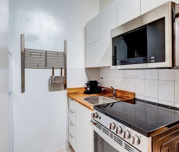 2150 Tupper Street, Montréal, QC - Photo 2