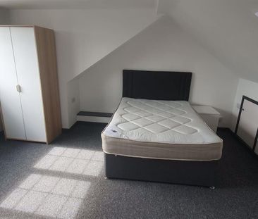 Wallscourt Road, Filton, Bristol - Photo 2