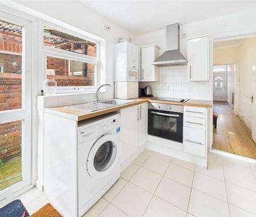 Radstock Road, Reading, Berkshire, RG1 - Photo 5