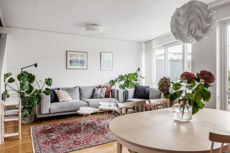 Silverdalsvägen, Sollentuna - Photo 2