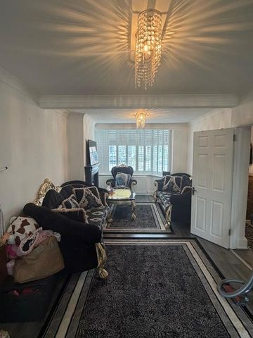 3 bedroom end of terrace house to rent - Photo 5