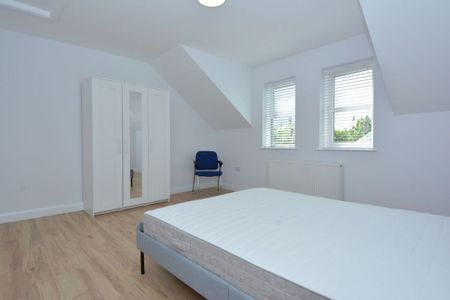 Apt 2, 255 Roden Street, Belfast BT12 6FQ - Photo 5