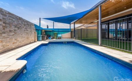 Secret Harbour - Photo 4