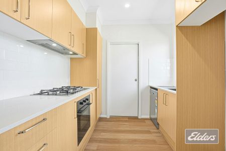 DEPOSIT TAKEN IN 3 DAYS. THINKING OF LEASING YOUR PROPERTY, PLEASE CALL 02 8809 5280 - Photo 4