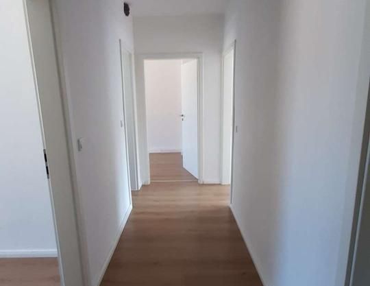 Landgrafenstraße 2 - schöne 3 ZKB Wohnung im 3. OG - Photo 1