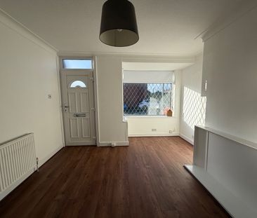 2 Bed Terraced House, Dalton Avenue, LS11 - Photo 3