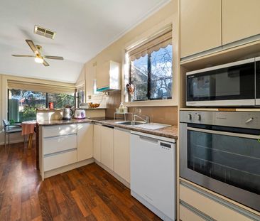 Comfortable Family Living – Available Now. Please apply through ten... - Photo 6