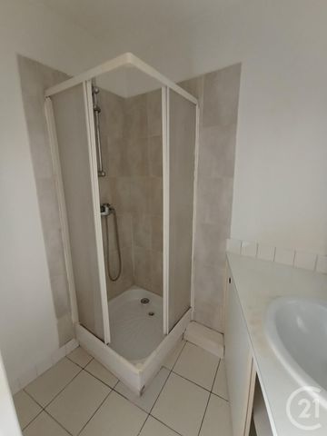 Location Appartement 2 pièces 46m² GRAULHET 81300 - Photo 2
