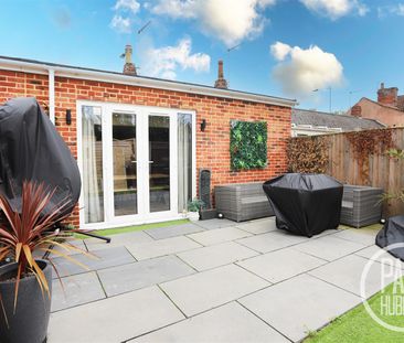 Oulton Street, Oulton, Lowestoft - Photo 1