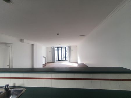 Two Bedroom with Two carparks! - Photo 3