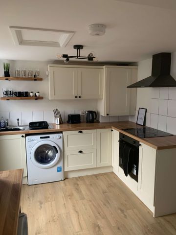 Newly refurbished house share in Hazel Grove, Stockport - Photo 4