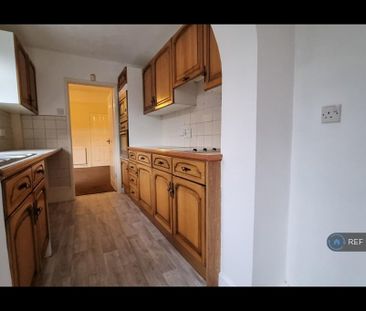 2 bedroom terraced house to rent - Photo 6
