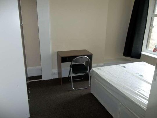 Preston Drove, Brighton, BN1 - Photo 1