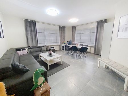 Gelijkvloers appartement met 2 slaapkamers - Foto 4