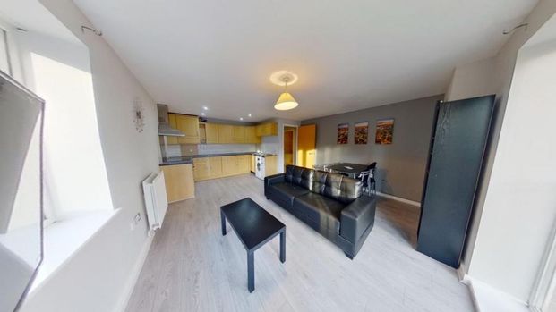 2 bedroom terraced house to rent - Photo 1