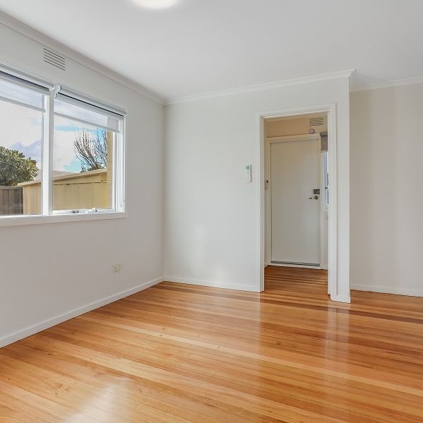 142 Osborne Street, Williamstown VIC 3016 - House For Rent | Domain - Photo 1