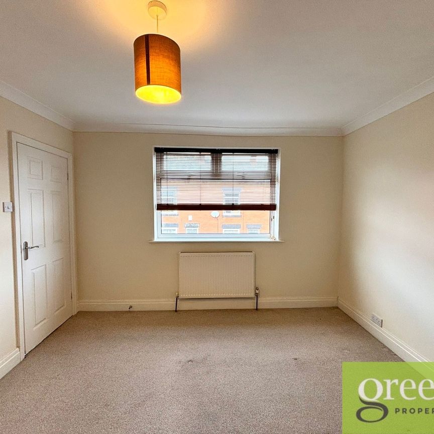 Dalton Street, Failsworth, Oldham, M35 - Photo 1