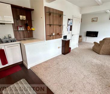 2 bedroom apartment to rent - Photo 2