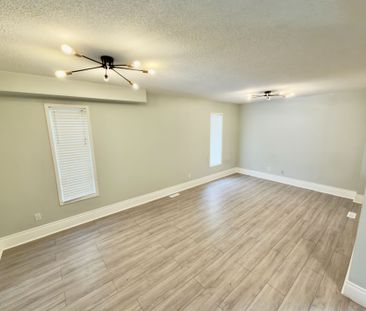 For Lease - 438 Jay Crescent, Orangeville, Ontario - Photo 3