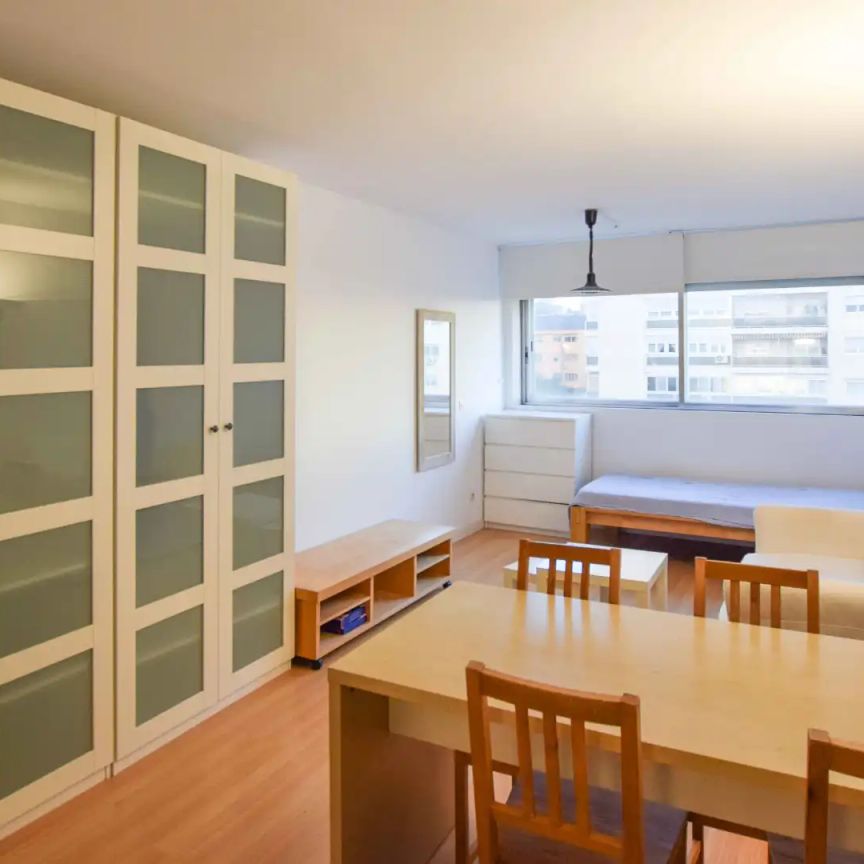 Estudio de alquiler en Plaza Ciudad de Viena, 6, Ciudad Universitaria - Photo 1