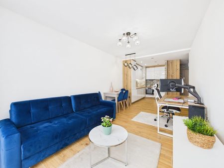 Ciche mieszkanie z dwoma miejscami w garażu! 47.35 m² - Фото 4