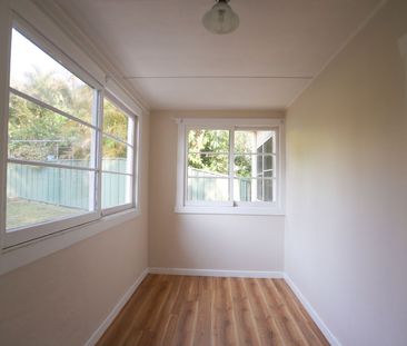 LOCATED IN CONVENIENT LOCATION - Photo 2
