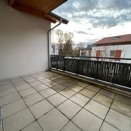 Location Appartement 3 pièces 50m² BONNEVILLE 74130 - Photo 4