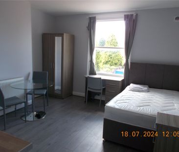 Student Properties to Let - Photo 1