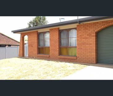 6 Falconer Street, Gatton, Qld 4343 - Photo 3