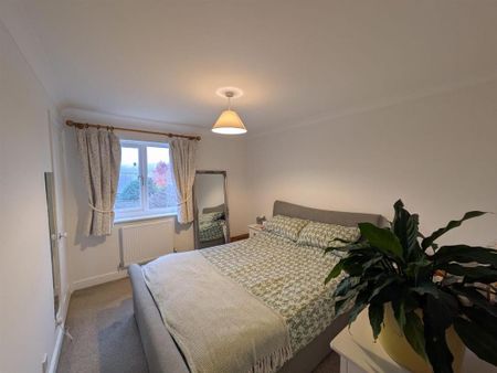 2 bedroom terraced house to rent - Photo 4