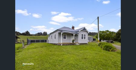 Charming Cottage - Recently Refreshed - Photo 4